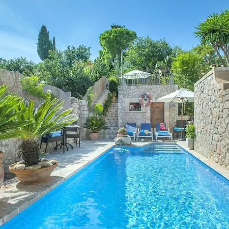 Owl Booking Lleo - 2 Min Walk From The Old Town *